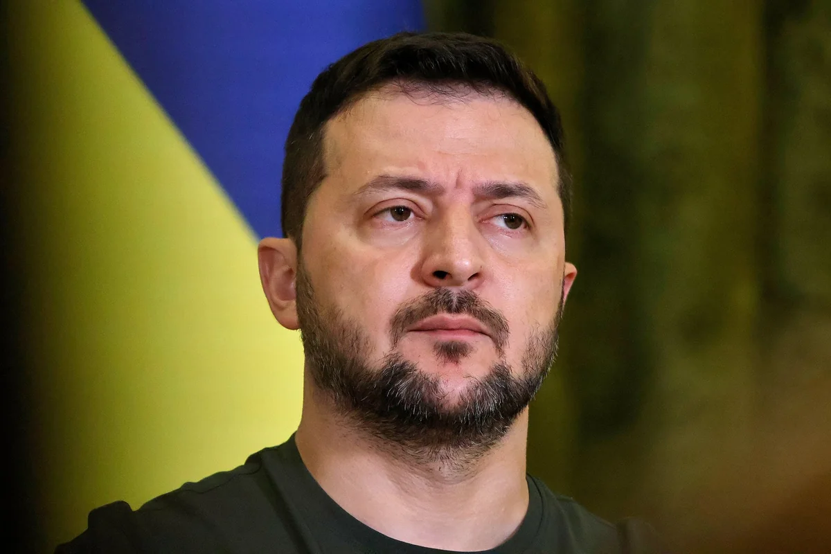 Зеленский: Россия вновь наносит удары по ядерным объектам в Украине