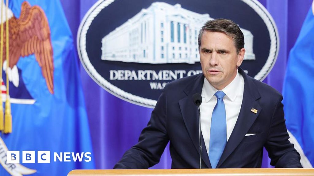 В США предъявили обвинения правозащитной организации за финансирование информаторов в экстремистских группах