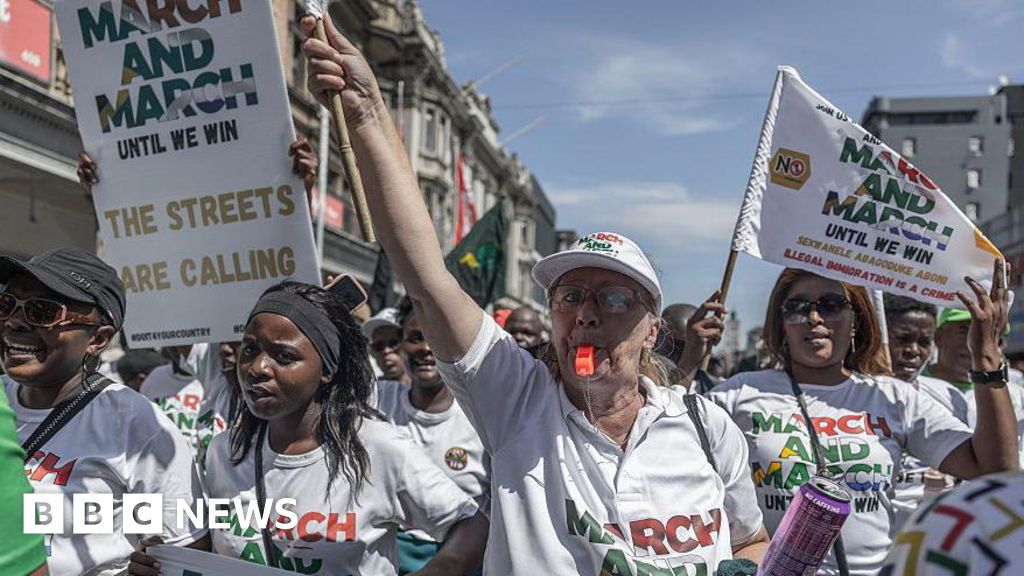 Гана вызвала посла ЮАР из-за нападений на иностранцев