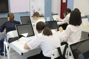 Домашнее хозяйство и использование технологий – чему сейчас обучают на уроке труда