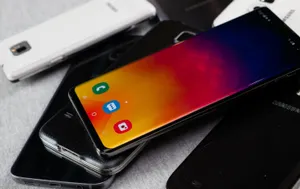 Назван самый прочный смартфон 2019 года