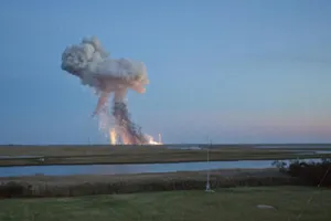 Оператор Antares сам взорвал ракету после неудачного запуска
