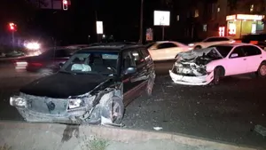 В Алматы на одном перекрестке произошло два ДТП