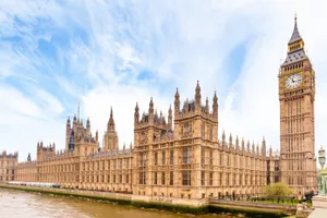 Прогноз по Великобритании до «негативного» понизило Moody's