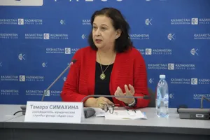 Судей обяжут помогать гражданам и контролировать исполнение решений в Казахстане