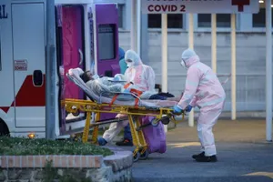 Более трех тысяч казахстанцев заболели за сутки COVID-19
