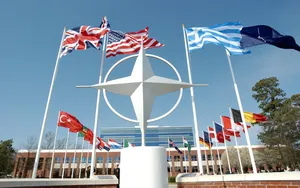 США рассматривает выход из состава НАТО