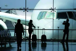 Депутатам закрыли бесплатную дорогу в VIP-залы аэропортов