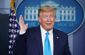 Бывший адвокат Трампа пообещал рассказать о его связях с Россией