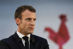 Эммануэль Макрон не исключает визита в Украину