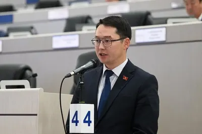 Депутат просит рассмотреть справедливые компенсации фермерам при строительстве города Асман