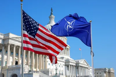 НАТО без США. Европа готовит "план Б" на случай выхода Вашингтона из альянса