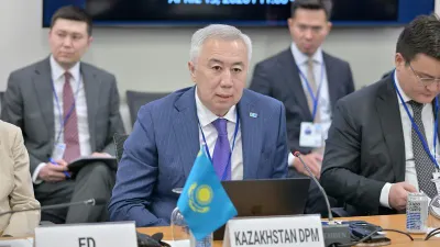 Казахстан предложил Всемирному банку провести конференцию
